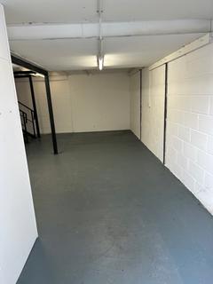 Industrial unit to rent, Ivy Dene Industrial Estate RH19