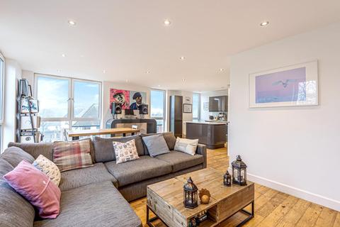 Flat 3, Chalice Court, 41 Chevening Road, London, SE19 3TD