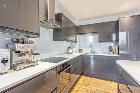 Flat 3, Chalice Court, 41 Chevening Road, London, SE19 3TD
