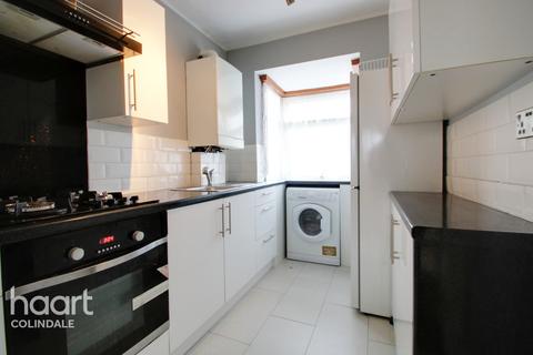 15a Reeves Avenue, London, NW9 8LN