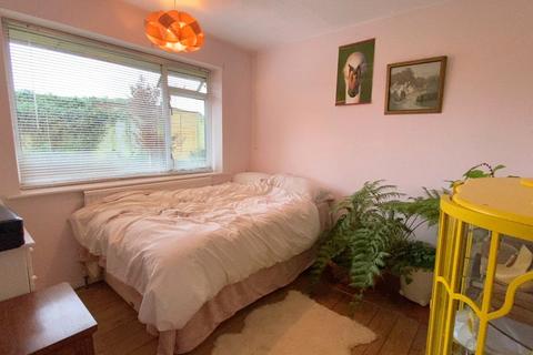 20 Abbotts View, Sompting, Lancing, BN15 0NG