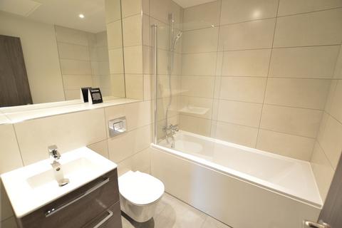 2 bedroom apartment to rent, Metal Works, Petersfield Avenue