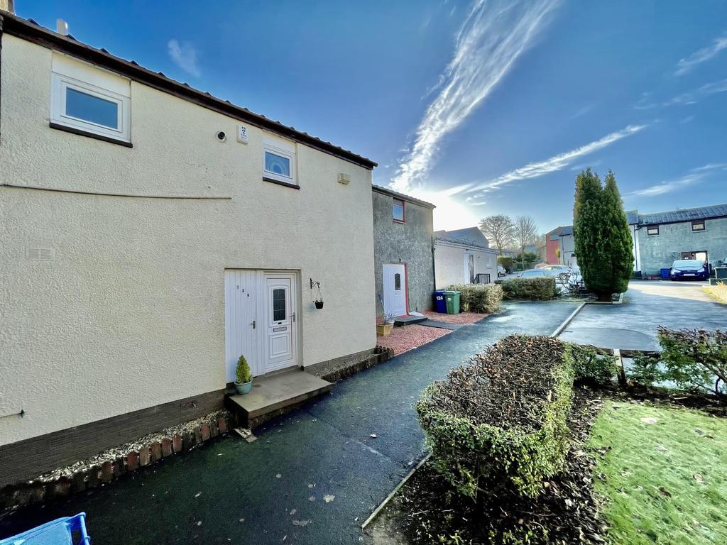 122 Mains Hill, Erskine 2 bed terraced house £114,500