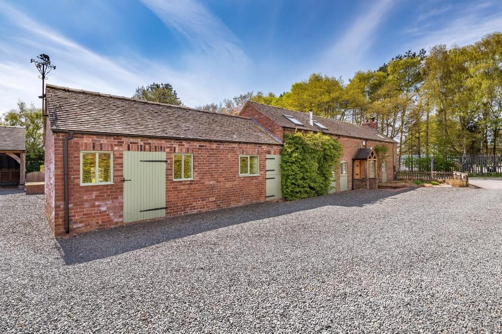 Rosehill Road, Market Drayton 3 bed detached house £750,000