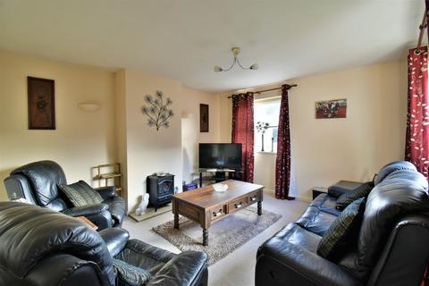 19 Blacksmiths Lane, Newton Solney, Burton-on-trent, DE15 0SD