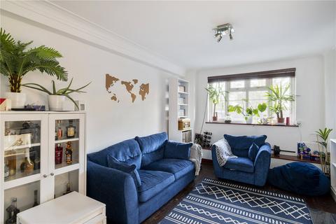 2 bedroom apartment to rent, Streatham High Road, London, SW16