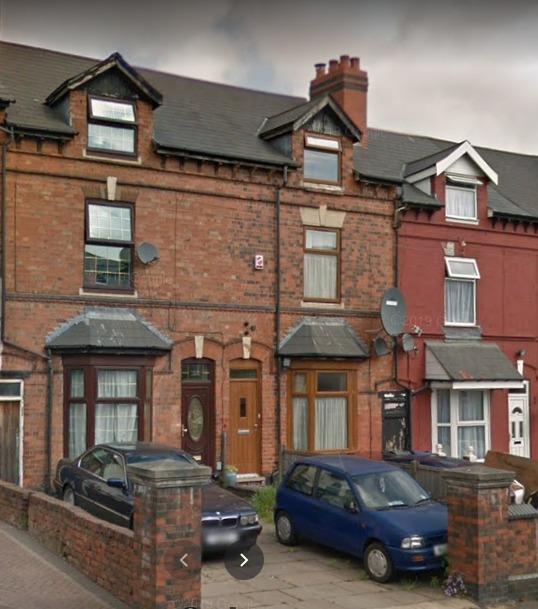 Cape Hill, Smethwick 4 bed terraced house £750 pcm (£173 pw)