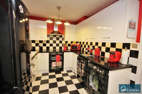 29 Kings Meadow, Nuneaton, CV10 8QZ