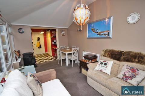 29 Kings Meadow, Nuneaton, CV10 8QZ
