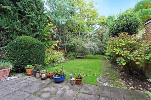 40 Murray Road, London, SW19 4PE
