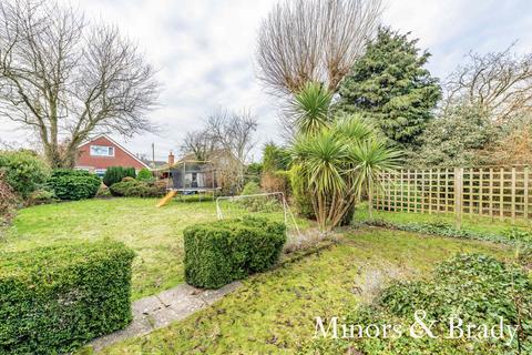 11 Bernard Close, Rackheath, Norwich, NR13 6QS