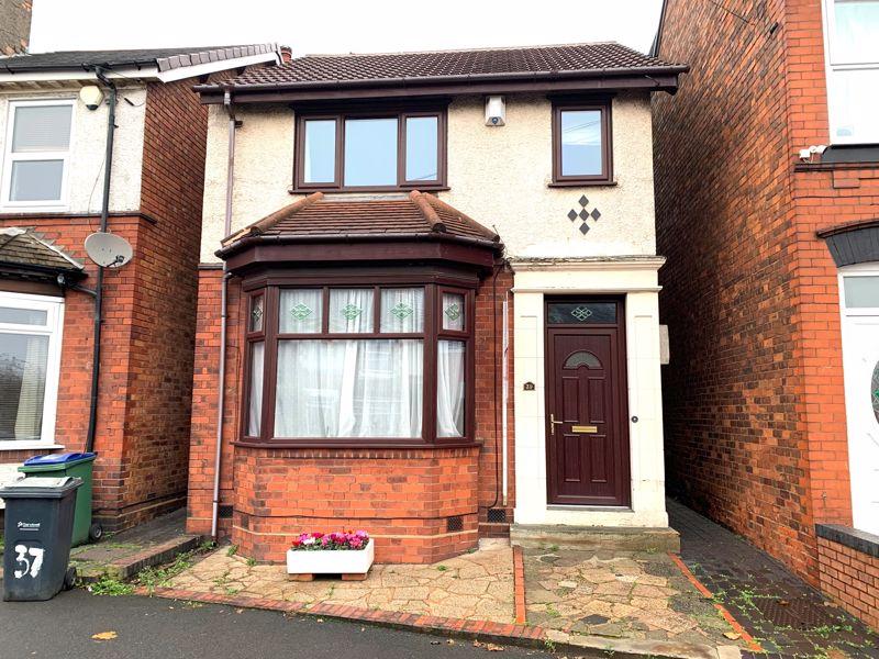 Hydes Road, Wednesbury 3 bed detached house £200,000
