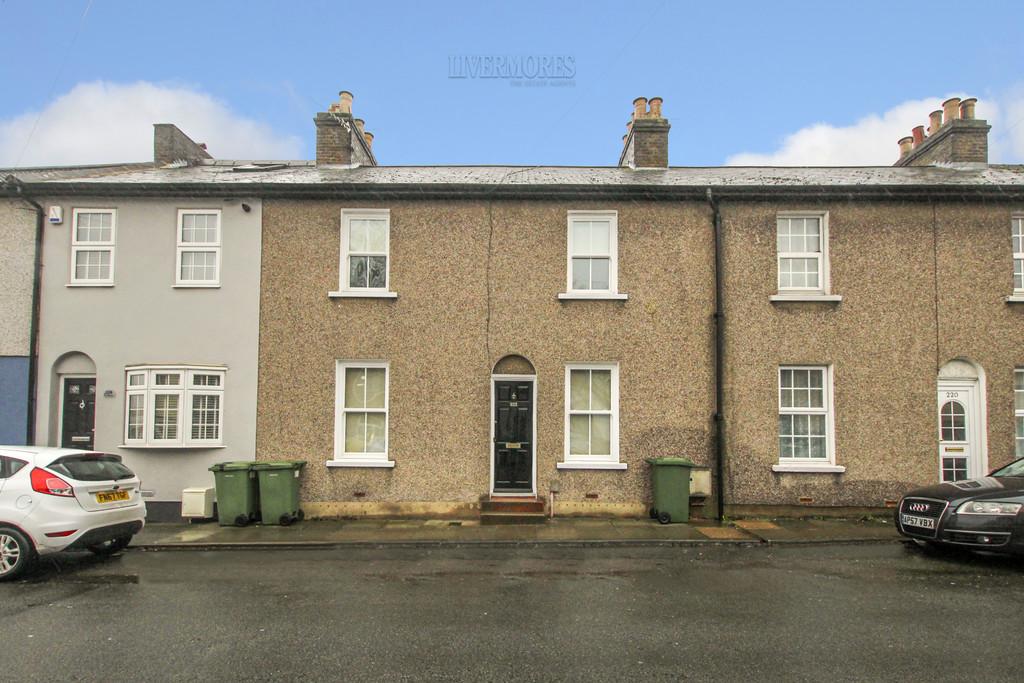 Iron Mill Lane, Crayford, Dartford 4 bed terraced house £1,600 pcm (£