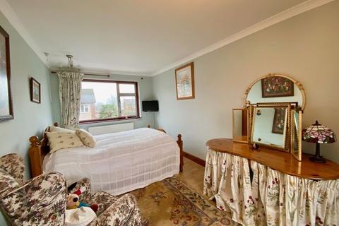6 Otford Close, Bexley, DA5 1NH