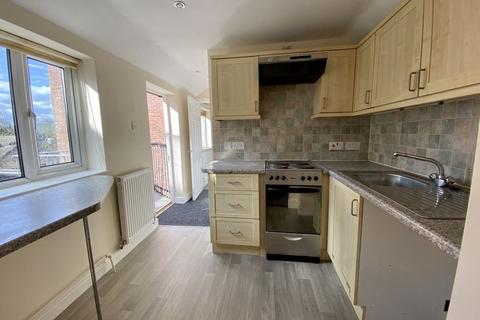 2 bedroom flat to rent, Lawton Street, Congleton