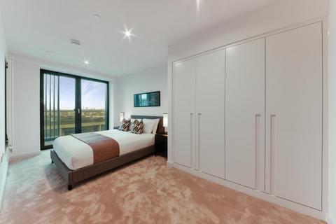 2 bedroom apartment to rent, Marco Polo Tower, Royal Wharf, London, E16