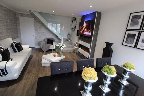 32 Brean Close, Sully, Penarth, CF64 5TS