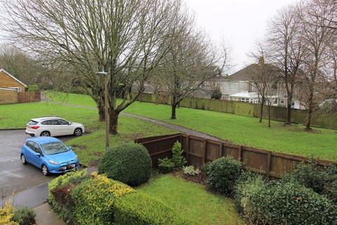 32 Brean Close, Sully, Penarth, CF64 5TS