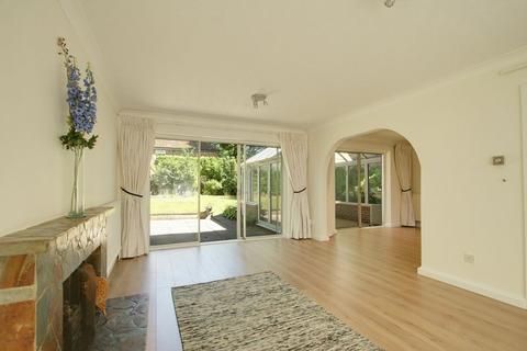 7 Heatherside Gardens, Farnham Common, Slough, SL2 3RR