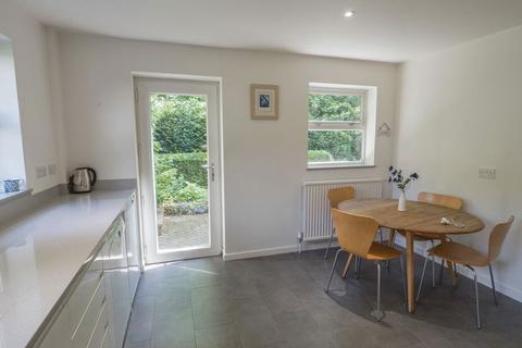 7 Heatherside Gardens, Farnham Common, Slough, SL2 3RR