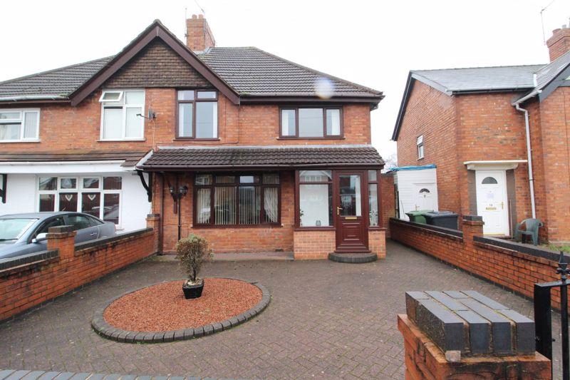Halford Crescent, Walsall 4 bed semidetached house £170,000