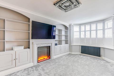 242 Tithepit Shaw Lane, Warlingham, CR6 9AQ