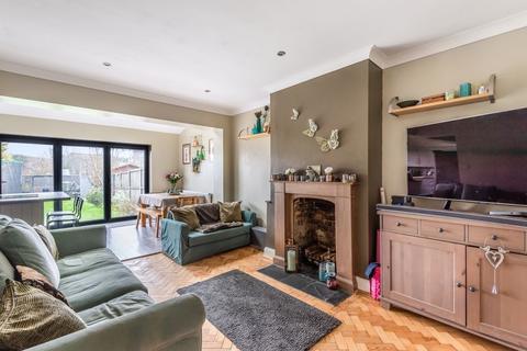 71 Downs Road, Sutton, SM2 5PR