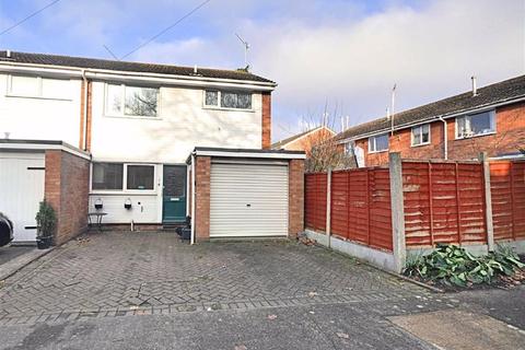 4 Chalfont Close, Worcester, WR3 7HL