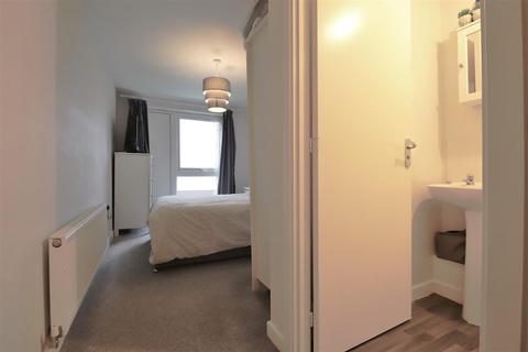 32 Hyde Grove, Dartford, DA1 5GE