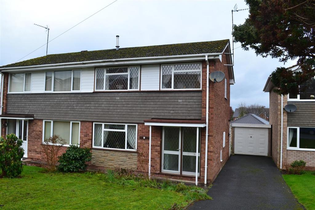 Westcroft, Leominster 3 bed semidetached house £194,950