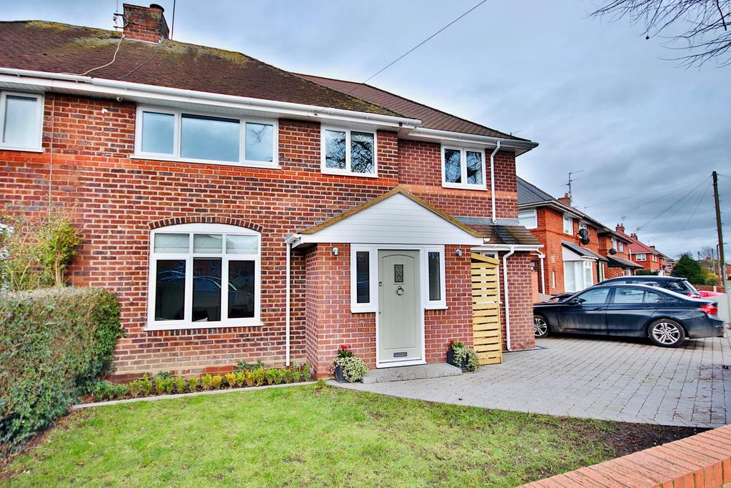 St Michaels Road, Claines, Worcester, WR3 4 bed semidetached house £