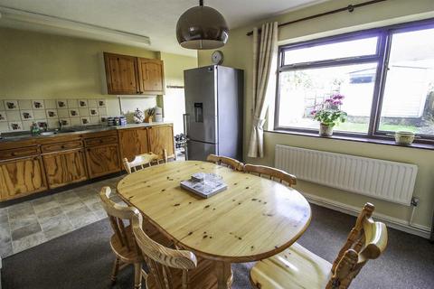 84 Batsford Road, Coventry, CV6 1AP