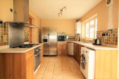 6 Epsom Road, London, E10 6ES