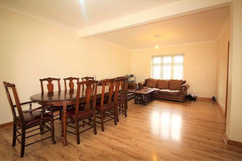6 Epsom Road, London, E10 6ES