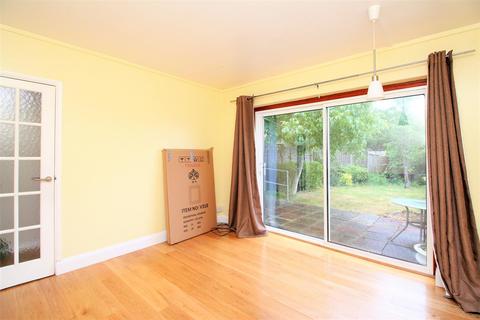 64 Brook Lane, Bexley, DA5 1DR