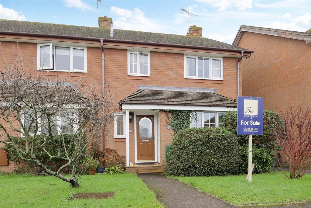 Ilex Way, MiddletonOnSea 3 bed semidetached house £292,000