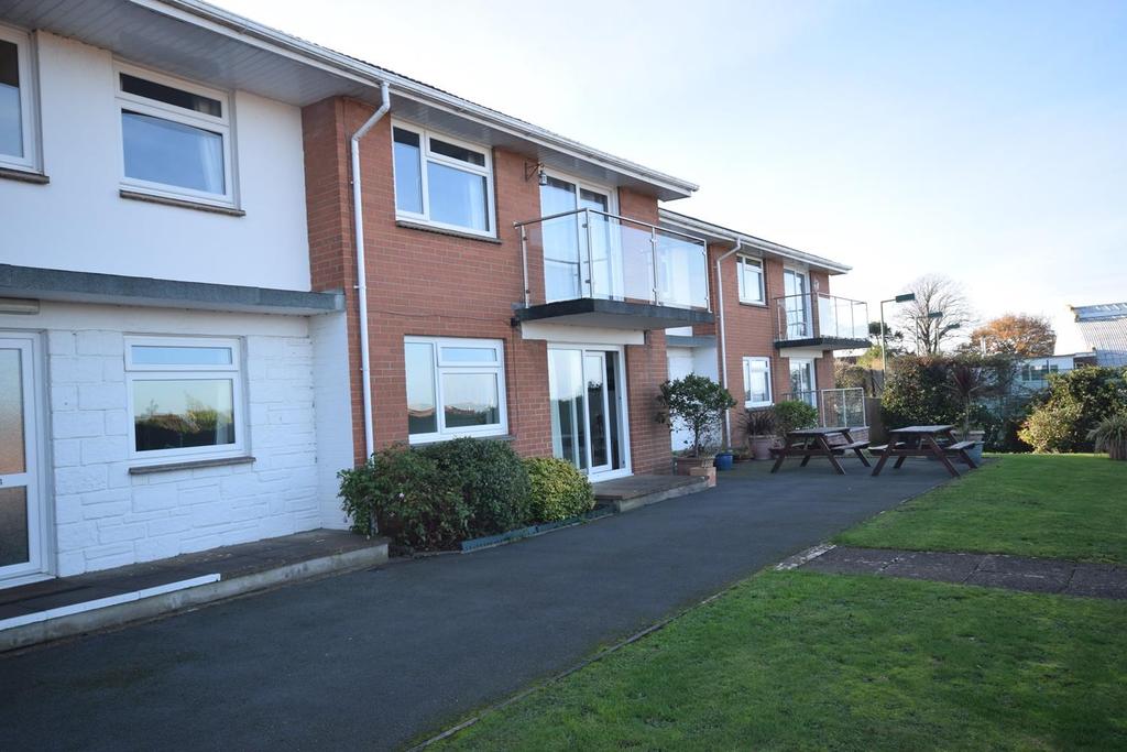Steyne Road, Seaview, PO34 5BH 2 bed apartment £249,950