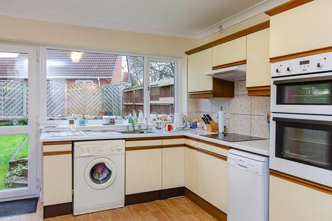 4 Manor Garth, Keyingham, Hull, HU12 9SQ