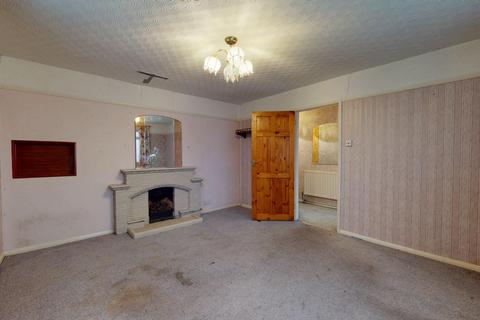 5 Avondale Road, Capel Le Ferne, Folkestone, CT18 7LE