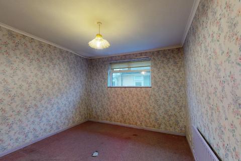 5 Avondale Road, Capel Le Ferne, Folkestone, CT18 7LE