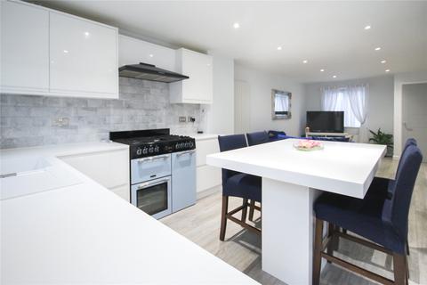 11 Hart Close, Royal Wootton Bassett, Swindon, SN4 7FN