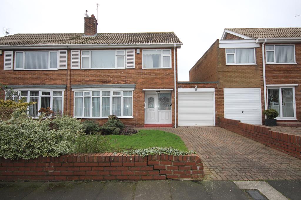 Willoughby Drive, Whitley Bay, Tyne &... 3 bed semidetached house £