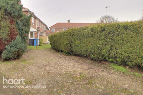 9 Bixley Close, Norwich, NR5 8DH