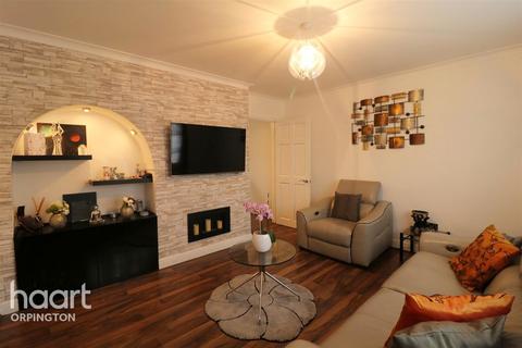 13 Burrfield Drive, Orpington, BR5 4BZ