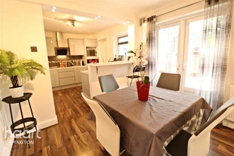 13 Burrfield Drive, Orpington, BR5 4BZ