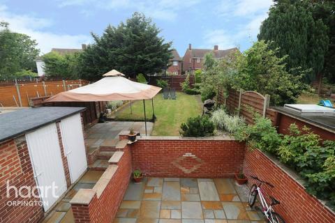 13 Burrfield Drive, Orpington, BR5 4BZ