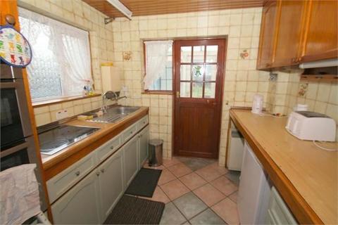 3 Barn Close, Ashford, TW15 1DW