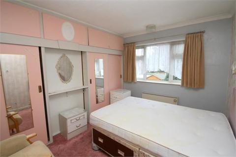 3 Barn Close, Ashford, TW15 1DW