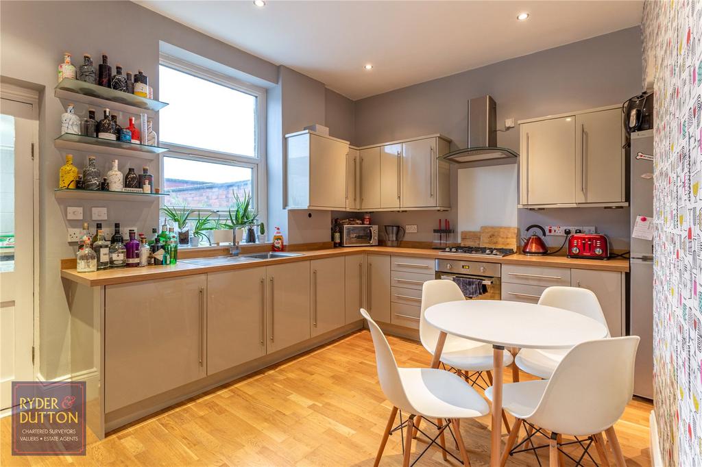 Kitchen (1)