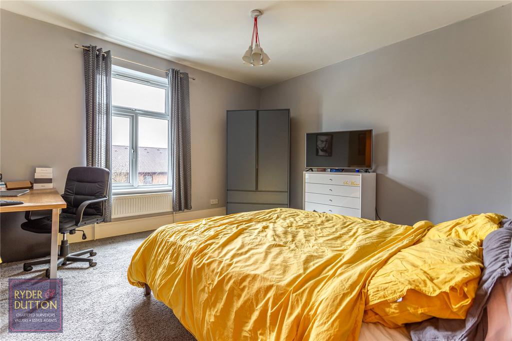 Master Bedroom 1